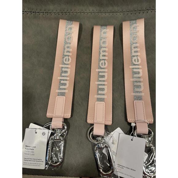 Brand New Pink Mist Silver Lululemon‎ Never Lost Neverlost Keychain 12" - Picture 1 of 4